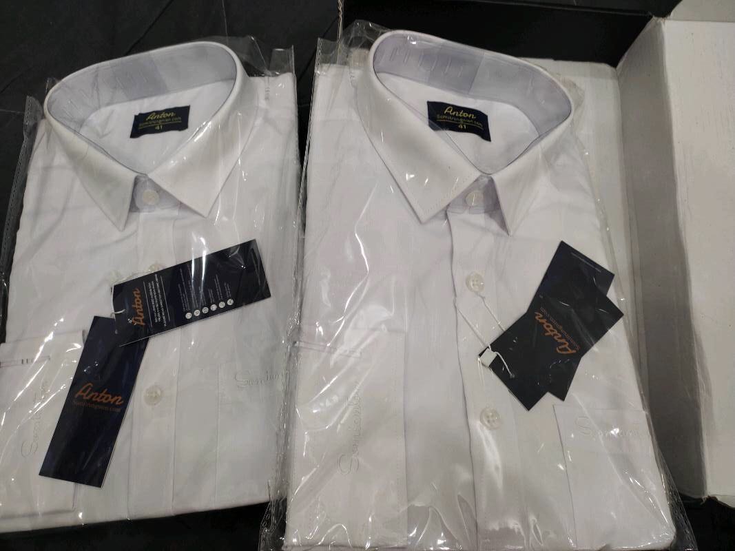 Rất hài lòng vì chất vải đẹp và mềm. Áo nhận được giống hình trên ảnh và được shop tư vấn rất nhiệt tình. Nhận được hàng nhanh và rất thích cách shop đóng gói.