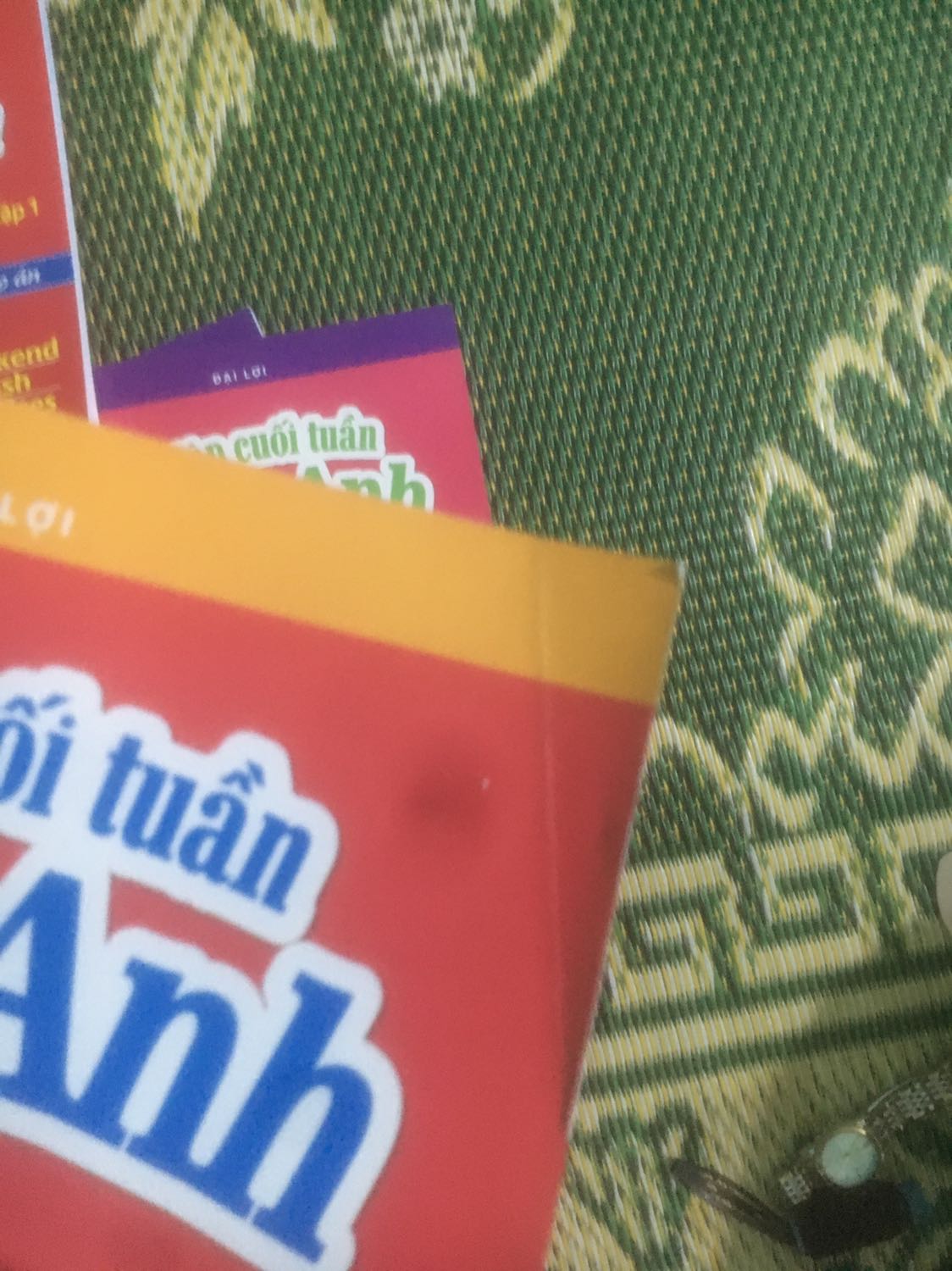 Sách vừa nhận dk, 1 quyển mốc và rách hết góc. Còn 1 quyển gãy bìa. Mk mong nhận dk ngay phản hồi từ tiki