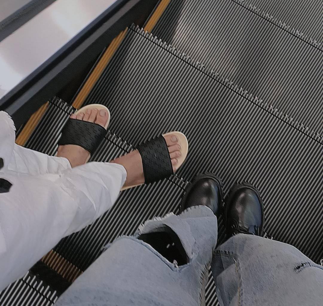 Chà tolet sạch lắm nha mng , lực vừa k yếu k quá mạnh , ok lắm , mua về *** r mới đánh giá đó ạ !