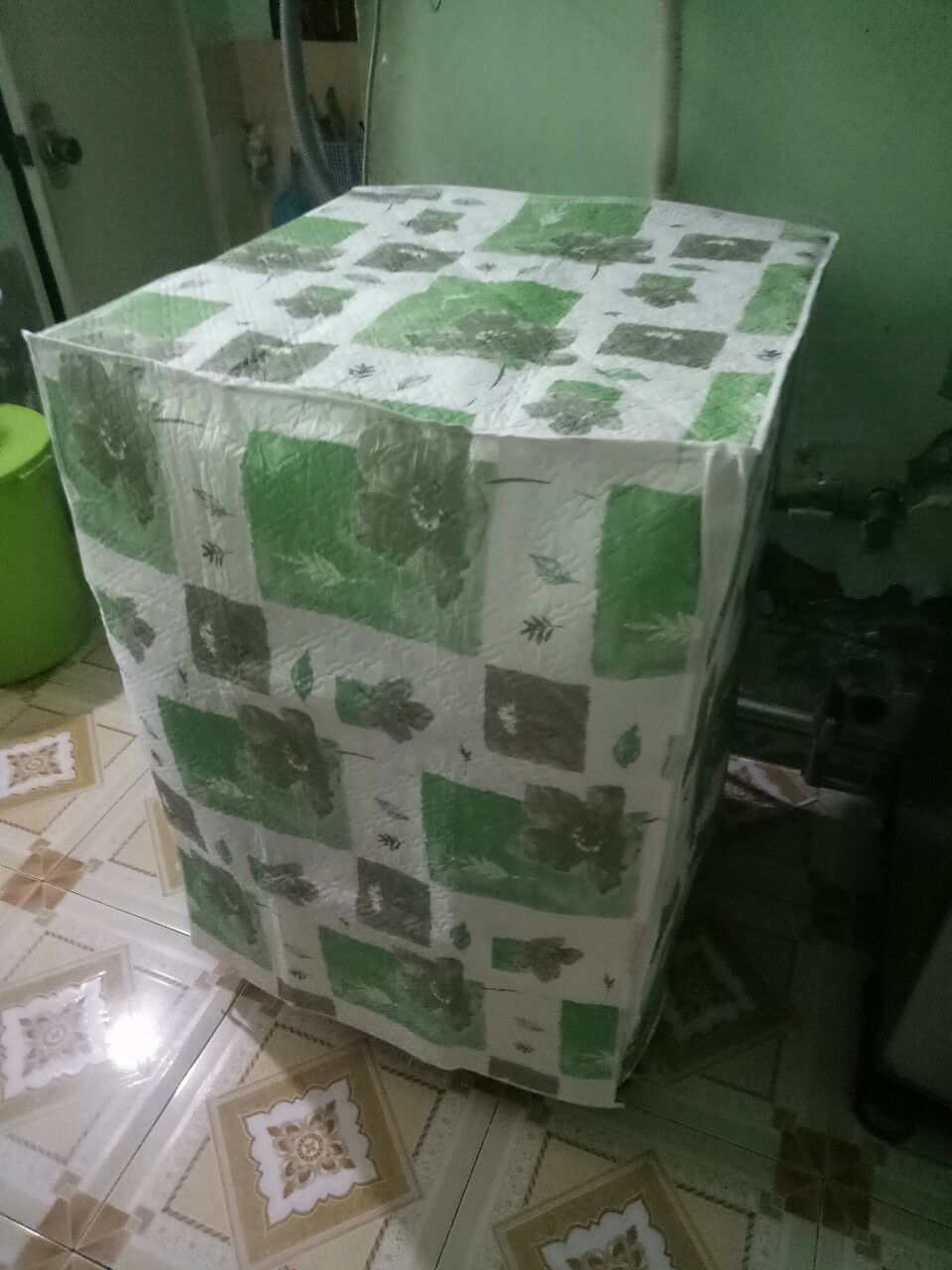 Thật là tệ, hàng ko giống mẫu, nhìn khác xa 1 trời 1 vực với mẫu shop đăng bán. Tiki và cửa hàng làm mình thất vọng quá.