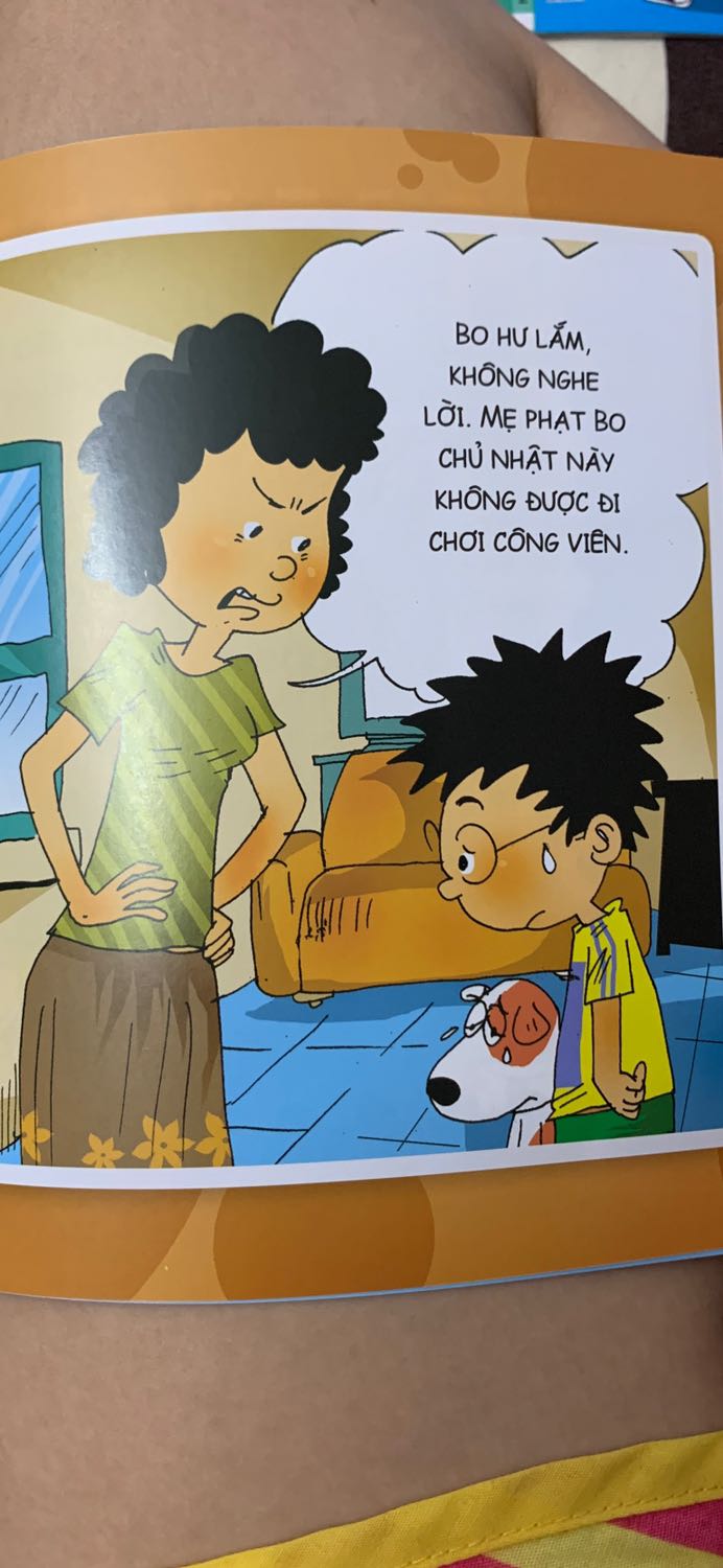 Bộ sách không thực sự thú vị. Nếu không nói là nhàm chán. Ngôn từ không đẹp. Cách kể chuyện và dẫn dắt rất nhạt nhẽo. Nếu bạn là một *** quan trọng lời nói với con thì đây không phải là một bộ sách dành cho bạn. Lời nói trong đây có phần gay gắt và chưa đẹp. Đôi khi có thể gây phản tác dụng dạy con. Đã trót mua rồi nhưng có lẽ mình phai tự kể câu chuyện mình sáng tác vì bôk chuyện này thật sự chán