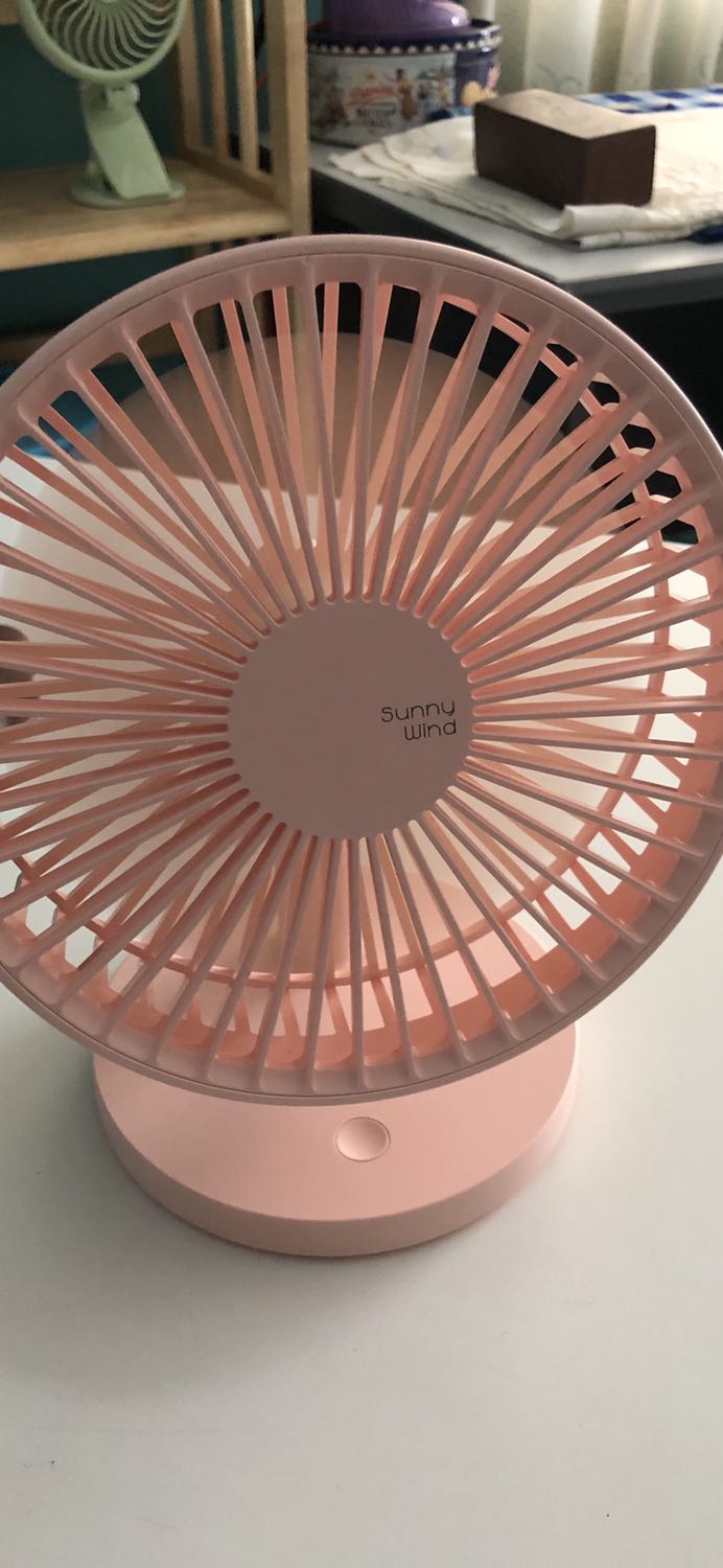 đẹp, chắc chắn...bền hay không chưa biết...dặn màu trắng shop lại gửi màu hông