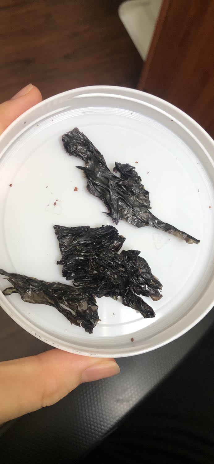 Hàng giao nhanh hôm trước đặt hôm sau đã có rồi
Gạo giòn thơm, Rong biển miếng to quá mình ko thích lắm