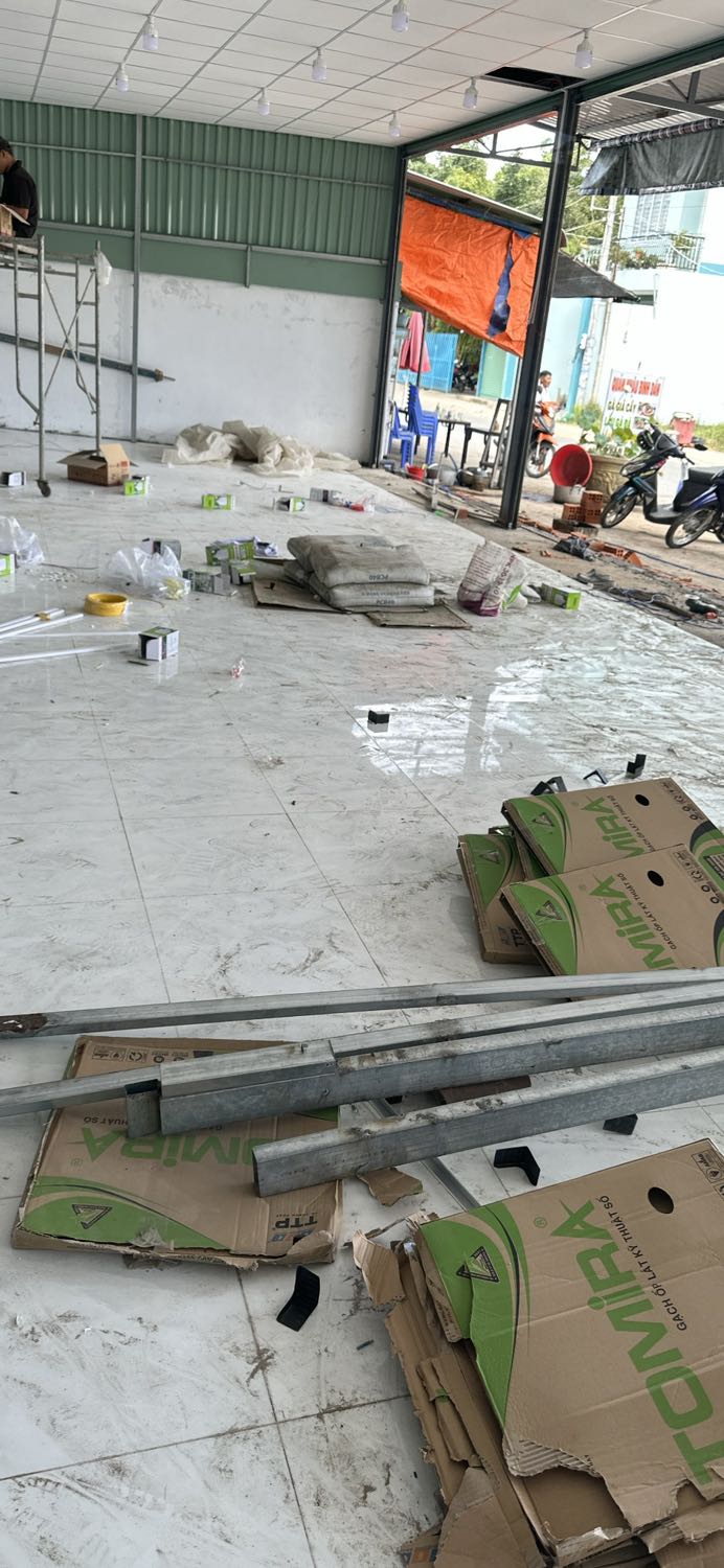 Dùng OK, chỉ mỗi cái là không tự gi chèn được, vài ngày lại phải vào tự định dạng lại thẻ nhớ, chứ không là không lưu được