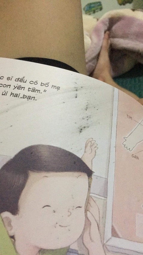 Sách in lỗi, mực nhoè hết cả