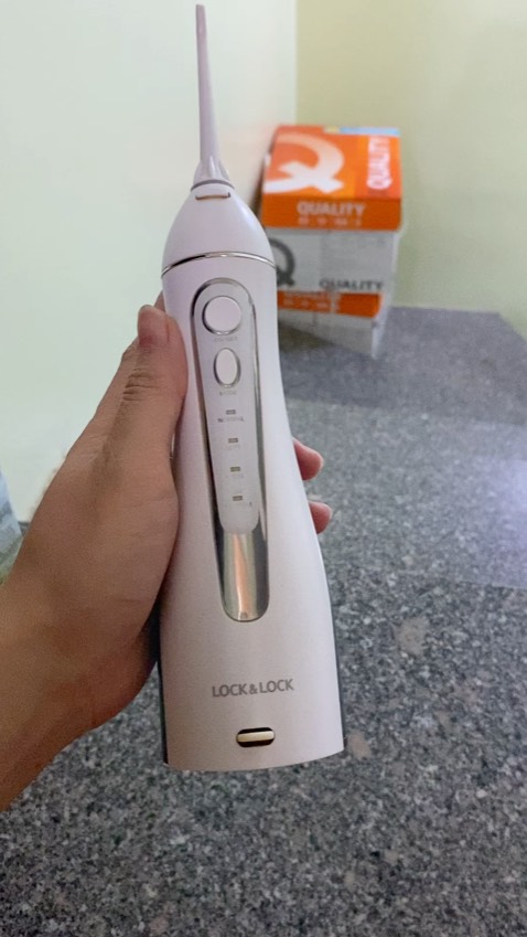 Mới mua từ tháng 4/2023 đến cuối tháng 10 thì hỏng, tốc độ nước mạnh rất ok mỗi tội k bền. 700k mac dùng đx có 6 tháng hơn tý tính ra hơn 100k 1 tháng. Như đi thuê ý