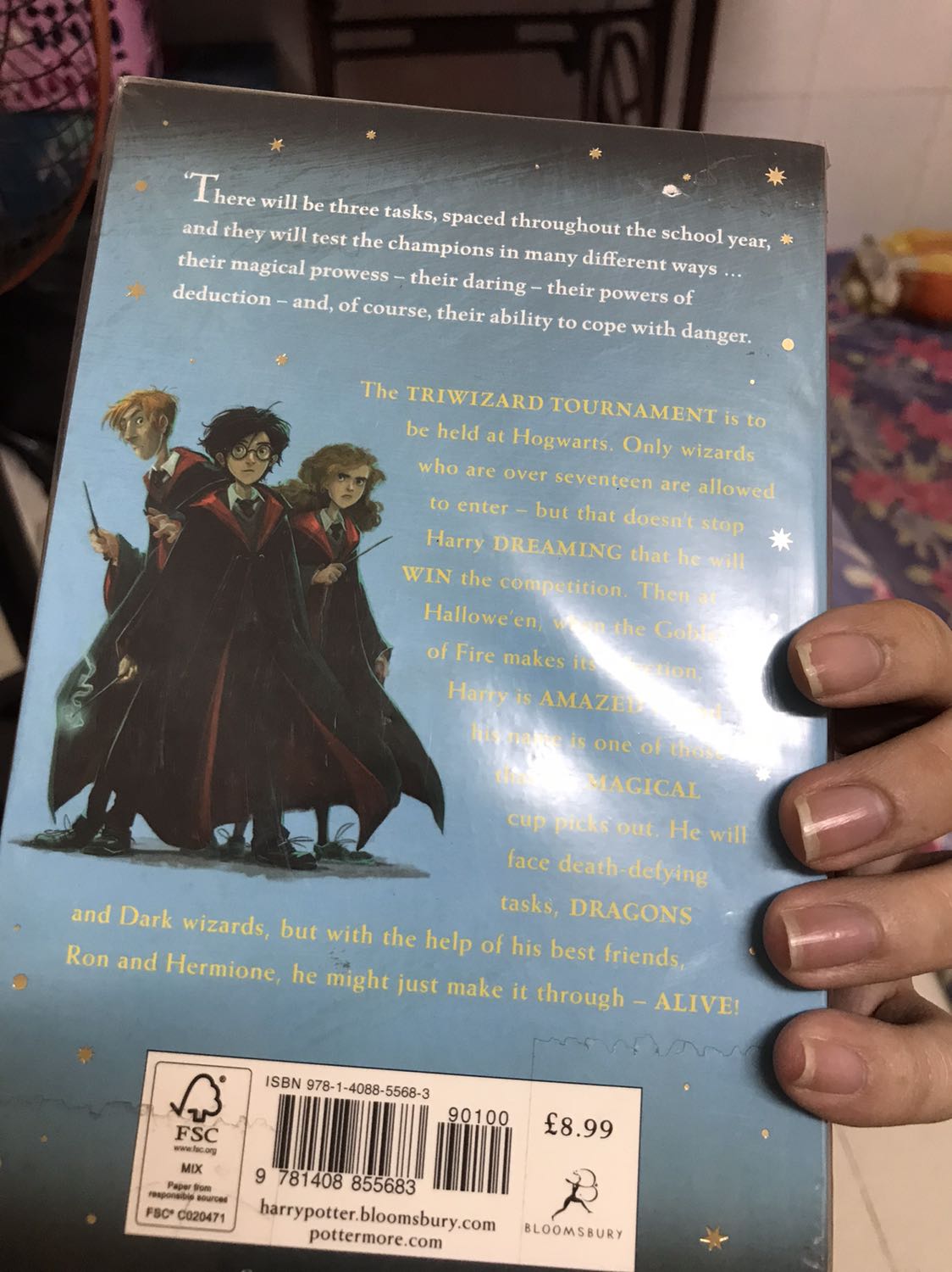 Sách dày, giấy tốt. Có bookcare và hoàn toàn mới, rất hài lòng.