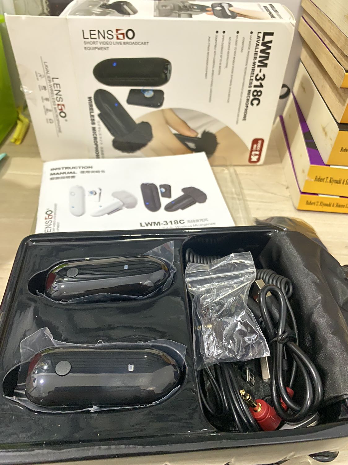 đã nhận hàng, đóng gói ok, *** mượt, có điều k sd trực tiếp trên ss note20 ultra 5G :(