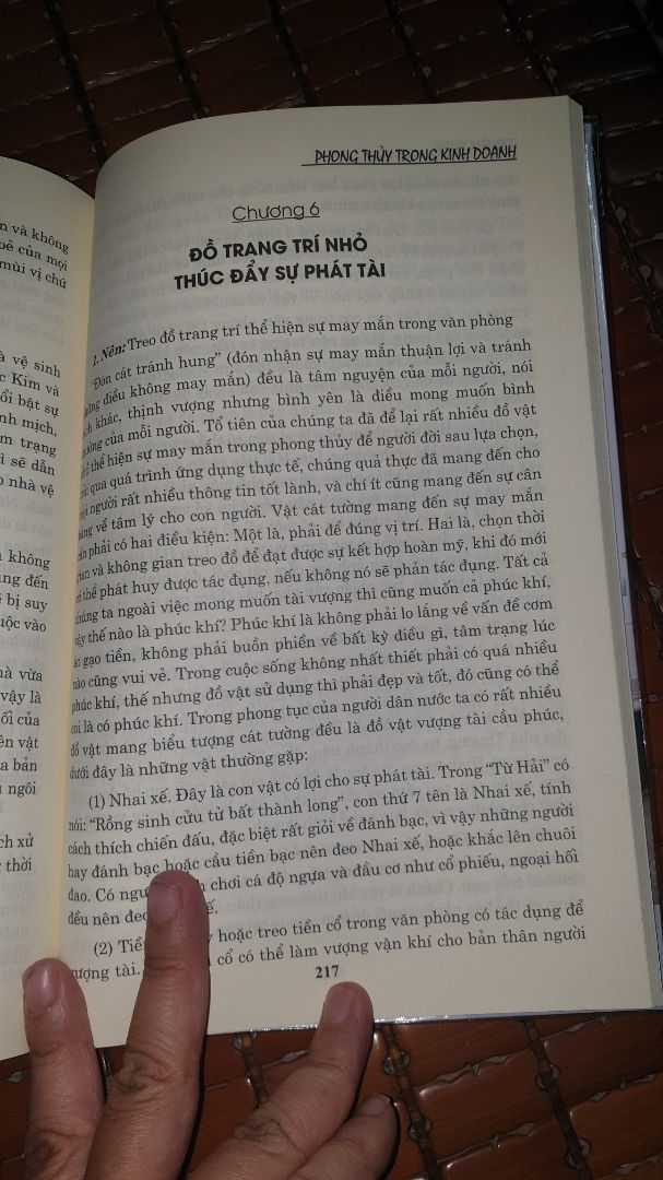 sach viet hay,bìa mem,nhung chat lieu giay ko tot lam,có hình ảnh minh họa.nen mua sach