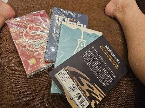 Sách đẹp shop quá chu đáo và cẩn thận.