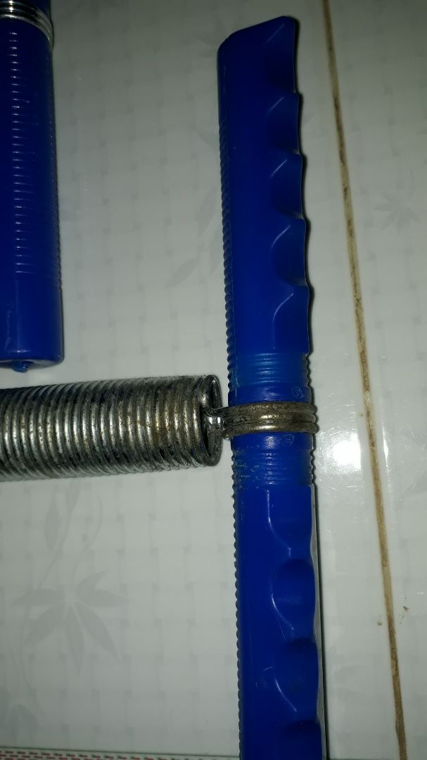 mua 2 sp chỉ có 1 sp mới. 1 cái ra sét. dơ, bụi. sp mới mua mà cứ như đồ xài rồi, đem bán lại cho khách. quá tệ, quá ẩu. ko kiểm tra hàng trước khi giao. ko có thì đừng giao. mất hết uy tín. ai dám mua qua mạng nữa