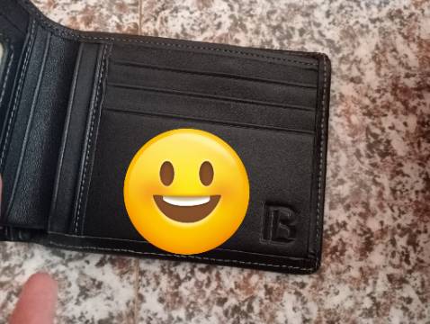 Kiểu dáng đẹp. Hàng chính hãng. Giá cả hợp lý. Shop tư vấn nhiệt tình,cho xem hàng , có hỗ trợ đổi trả nếu không đúng miêu tả, đóng gói đẹp.Tặng shop 5*