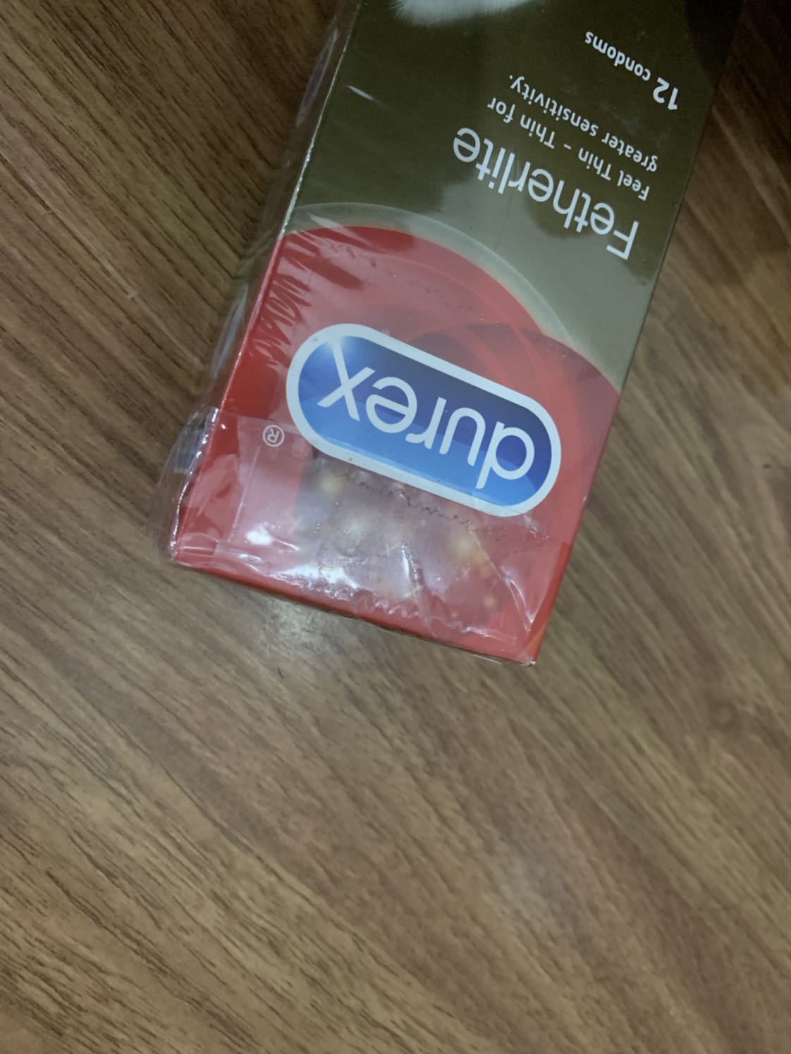 Bao cao su đã bị bóc seal ra xong rồi còn bị dán băng keo lại nhìn rất cẩu thả. Đã đặt hàng rất nhiều nhưng đây là lần đầu tiên bị như vậy. Yêu cầu tiki thu hồi lại sản phẩm và trả lại hàng mới, chính hãng và nguyên seal cho tôi. Xin cảm ơn Bao cao su đã bị bóc seal ra xong rồi còn bị dán băng keo lại nhìn rất cẩu thả. Đã đặt hàng rất nhiều nhưng đây là lần đầu tiên bị như vậy. Yêu cầu tiki thu hồi lại sản phẩm và trả lại hàng mới, chính hãng và nguyên seal cho tôi. Xin cảm ơn