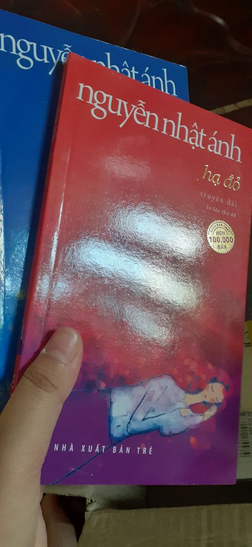 Sách của bác Ánh thì khỏi phải bàn, chất lượng rất ok. Vấn đề lớn nhất là khâu đóng gói và vận chuyển của Tiki. Có vài cuốn sách không được bọc trong giấy chống sốc, nhìn xót kinh khủng. Mong Tiki sớm cải thiện điều này, vì mình thấy nhiều bạn cũng đã góp ý rồi.