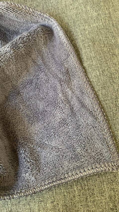 khăn như quảng cáo, khổ to, tôi lau không xước kính, không xước sơn thật,giá rẻ mà xịn.