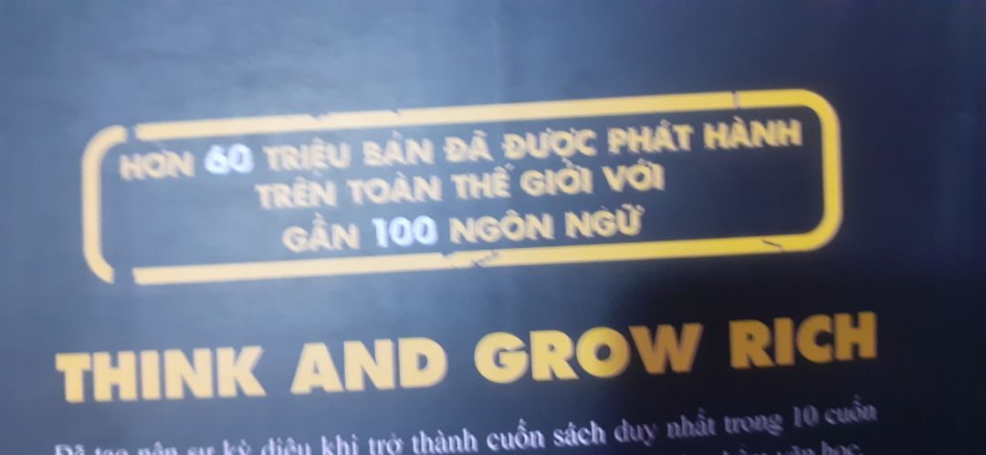 sách cũ r bằng chứng bị bẩn ko đen lắm bị ai cắn và có nếp gấp! muốn trả hàng