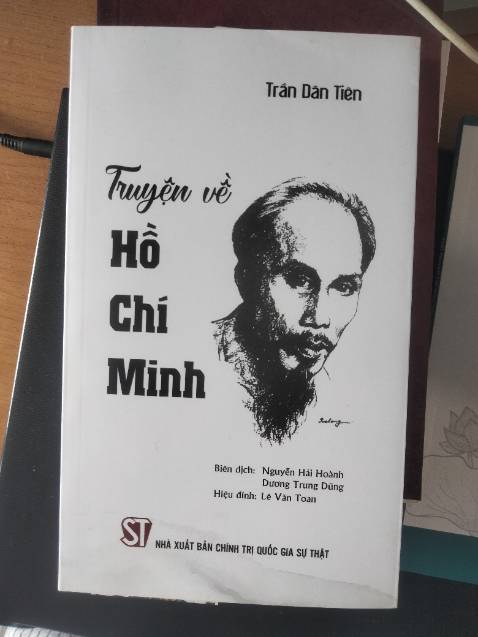 Sách về Hồ Chí Minh từ Đài Loan