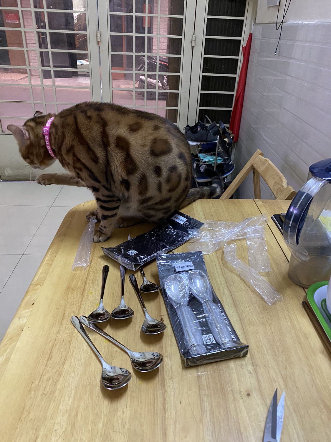 Muỗng ? đẹp tuyệt, dày , nặng , sáng bóng ! Mua được 2 combo giá khuyến mãi flash sale 99k ! ??????