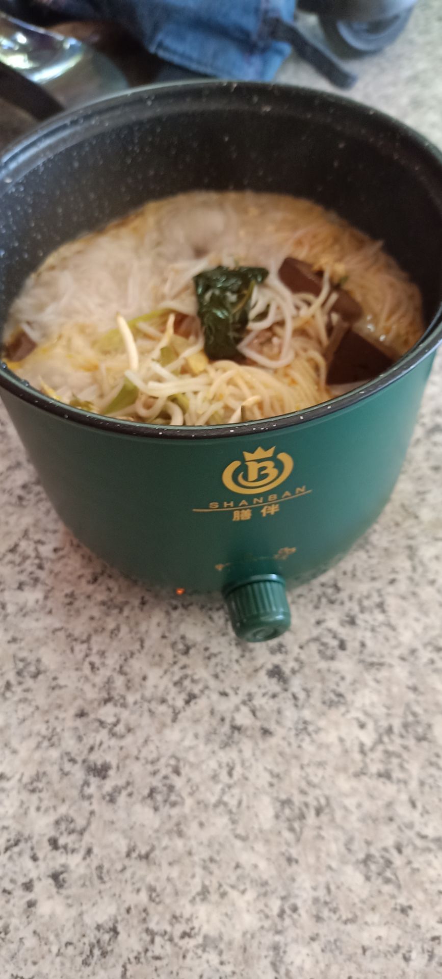 đóng gói đẹp.hang đẹp chất lượng tốt nên mua