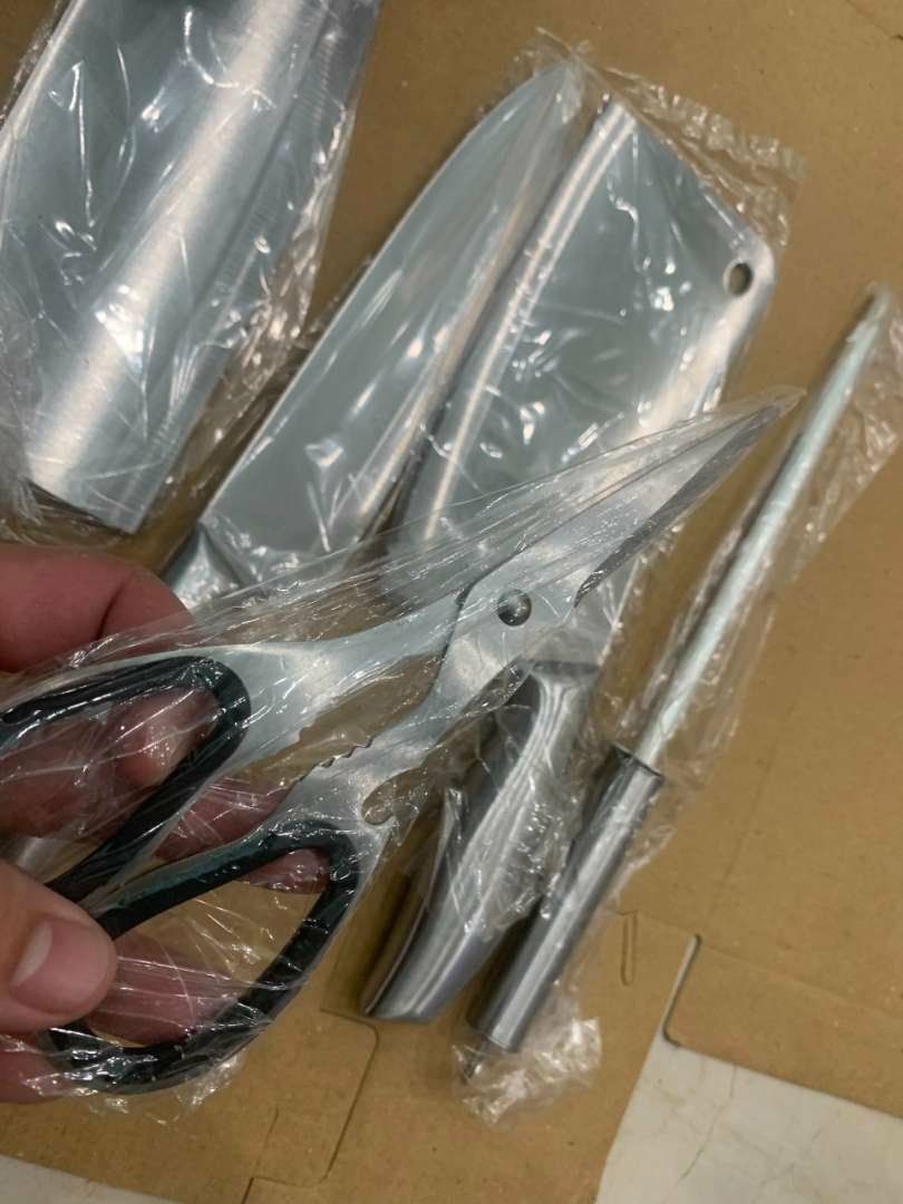 Chất lương sản phẩm rất tuyệt vời, đóng gói sản phẩm rất cẩn thận và tỉ mỉ, shop bán hàng chăm sóc khách hàng rất là tốt luôn, nhiệt tình và chi tiết mô tả sản phẩm, thời gian giao hàng rất nhanh