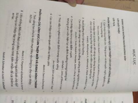 Một số nghiên cứu trong sách rất hay.