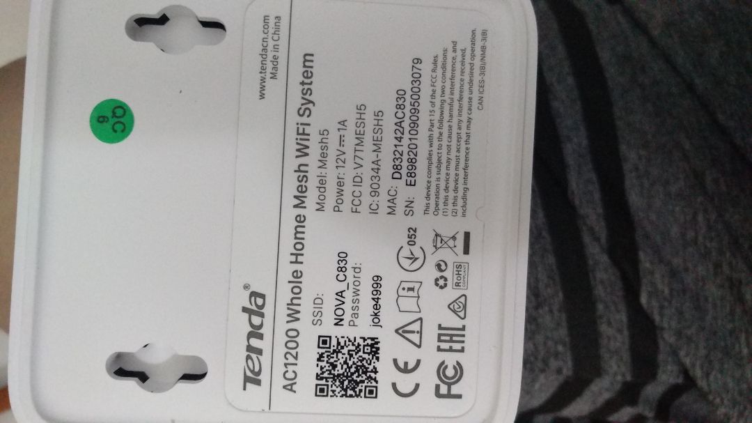 hàng full mới nguyên seal , hiện tại mới bóc ra *** thử thấy rất ổn nhưng mà sau này có bị gì không biết bảo hành kiểu j vì
thứ 1 : ghi bảo hành bằng tem mà sao ko thấy tem dán chỗ nào hết .hộp có tem của adnt thi chắc là chính hãng thiệt
thứ 2 : check serial number nhập kiểm tra bảo hành trên web adnt.com.vn ko ra bó tay