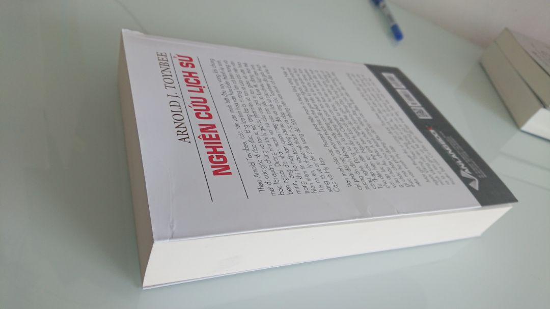 Bìa rách, nhăn nhúm, bẩn, quá tệ khi sách vậy nhân viên cũng ráng đóng gửi rồi phải trả lại mất thời gian của đôi bên.