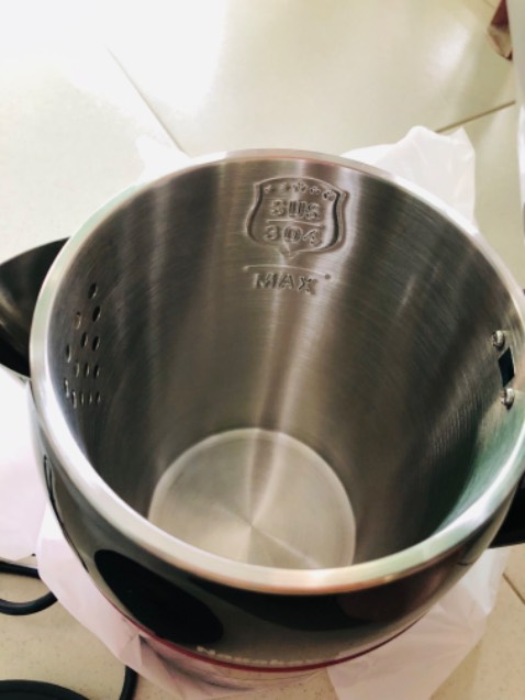 Mới thấy lần này shop giao hàng kg bị lỗi ,hàng đẹp chất ok ,thank shop.do đã dùng thử cái trước 2 năm rồi đã nấu 900 lần mà chưa bị gì nên mua thêm cái nữa