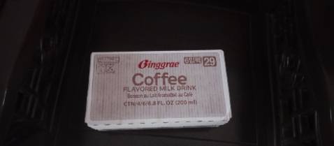 Giao hàng nhanh , đóng gói kỹ lưỡng, hạn còn khá dài. Về hương vị thì tạm được k hợp gu cafe pha phin nặng đô như mình lắm. Cái này chắc latte sữa nhìu cho ít cafe cho có mùi thôi. Uống tạm khi thèm chút hương vị okie.