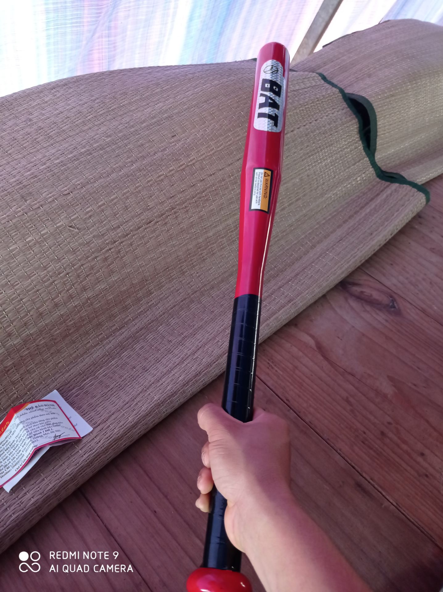 hàng ok hơi bị xước do vận chuyển hàng, hàng chính hãng uy tín có cả giấy bảo hành có chữ kí nhà phát hành hàng ok hơi bị xước do vận chuyển hàng, hàng chính hãng uy tín có cả giấy bảo hành có chữ kí nhà phát hành