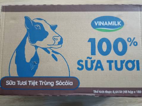 Sữa uống ngon, béo ngậy vị socola ngọt bùi, hạn sử dụng tới tháng 6 lận, mới đặt hồi tối mà trưa hôm sau tiki giao hàng tới rồi, rất ưng cách phục vụ của tiki với khách hàng, sẽ còn ủng hộ tiki lâu dài 👍👍👍