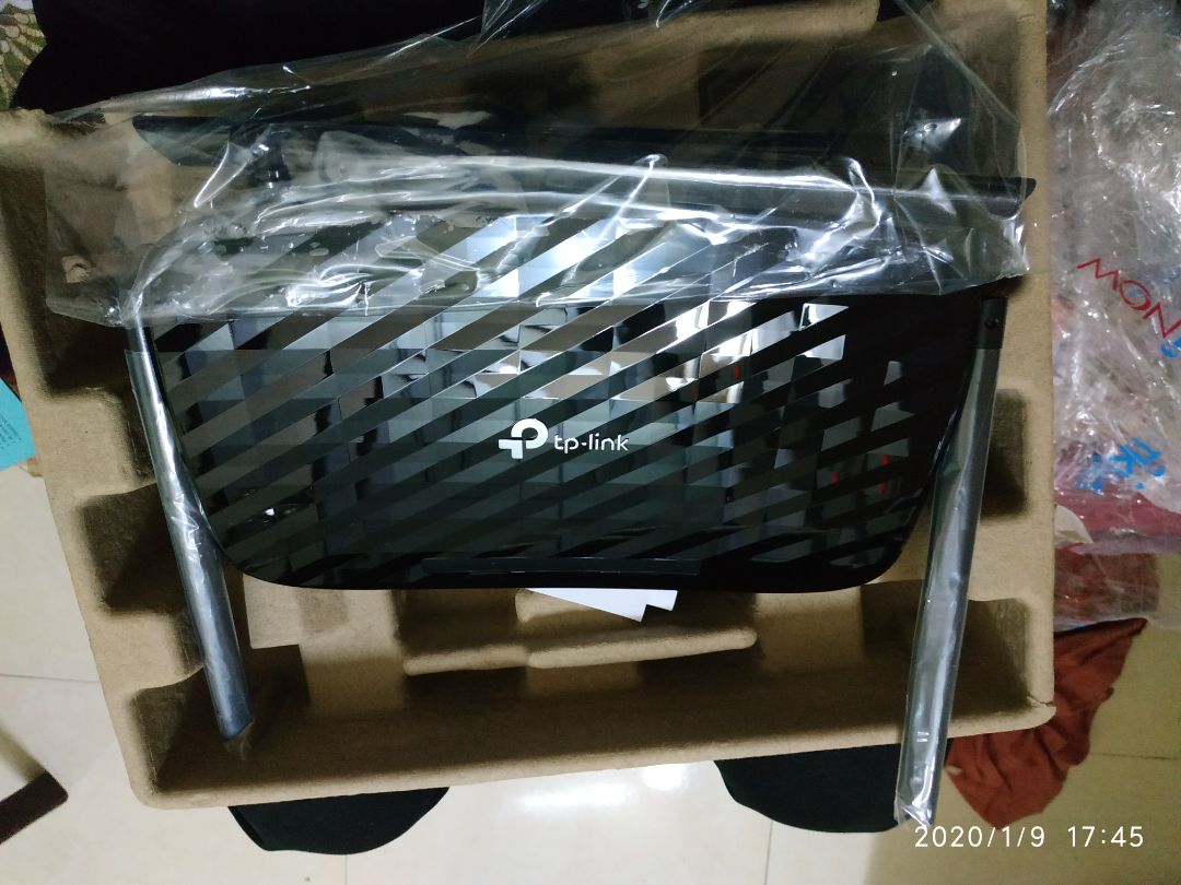 Cực kỳ ko hài lòng vì không có tem bảo hành sản phẩm. kiểm tra S/N trên Sohaco Nam Thanh thì báo ko phải sản phẩm của công ty. Trên hộp tem niêm phong của Sohaco Nam Thanh đã rách từ trước đó.