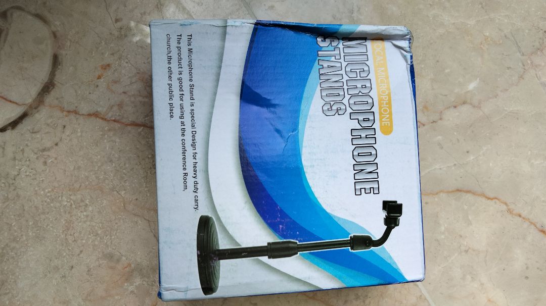 chân hơi yếu, bụi nhìu, ko điều chỉnh được độ cao, nhưng so với giá tiền cũng tạm ổn