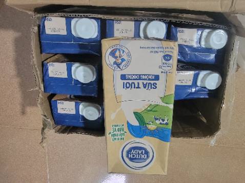 Đóng hộp sơ sài, giao hàng đúng hẹn