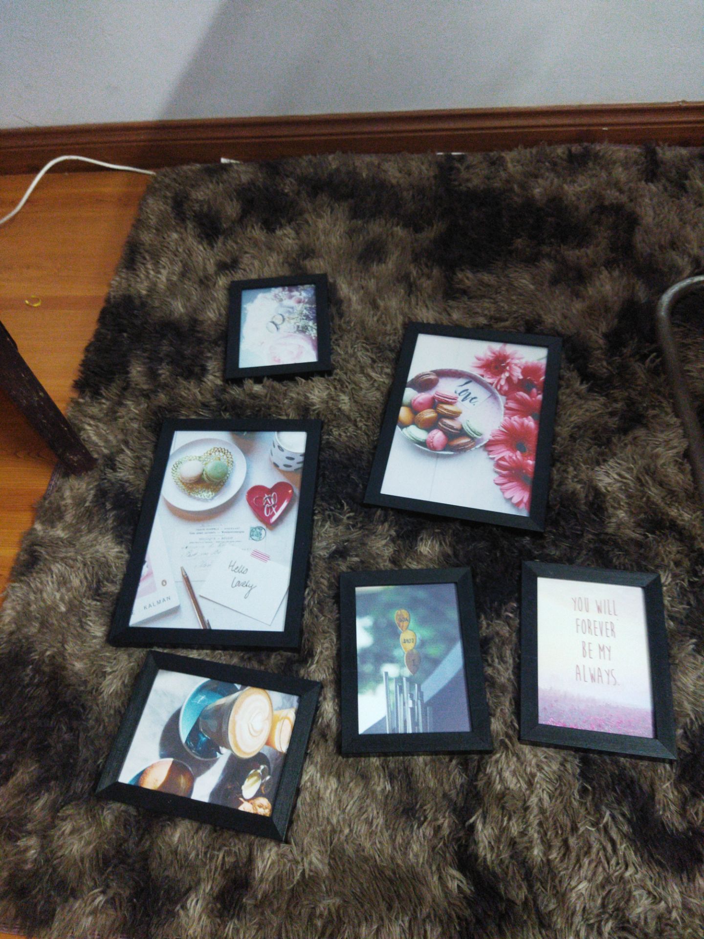 gửi sai mẫu bực ghê .chán thật