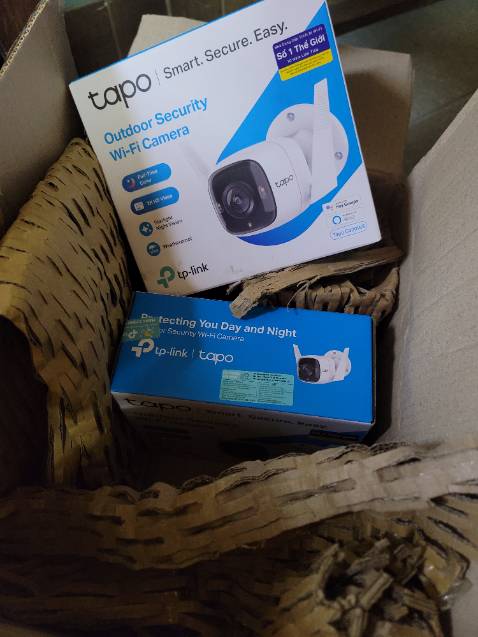 Ưng ý SP. Tuy nhiên mua phải lúc giá chưa giảm, xót tiền. Cũng k muốn trả hàng vì cần dùng. Mình mua giá 2 cái, so với giá khi giảm thì đắt hơn tận 200k mỗi cái. Bù lại đc 270 ấm trà tương đương 90k vậy vẫn lỗ mất 300k. Hơi xót xèng. Lần sau sẽ săn lúc giảm giá. Về quà tặng thì hơi thất vọng. Cuốn sổ bé tí kèm cây bút bị mà dám báo giá hơn 400k.