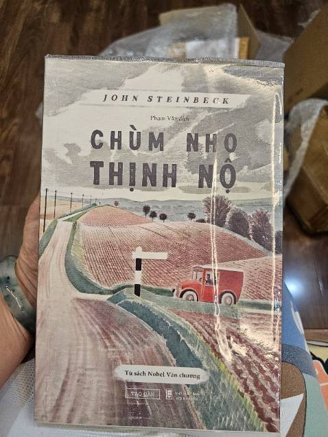 Nghĩ sao sách dơ vậy cũng đem giao cho khách vậy. Cuốn này cũng đâu có rẻ. Mình mua để tặng mà nhận cuốn sách dơ thấy chán gì đâu á. Tiki làm ăn kì quá.