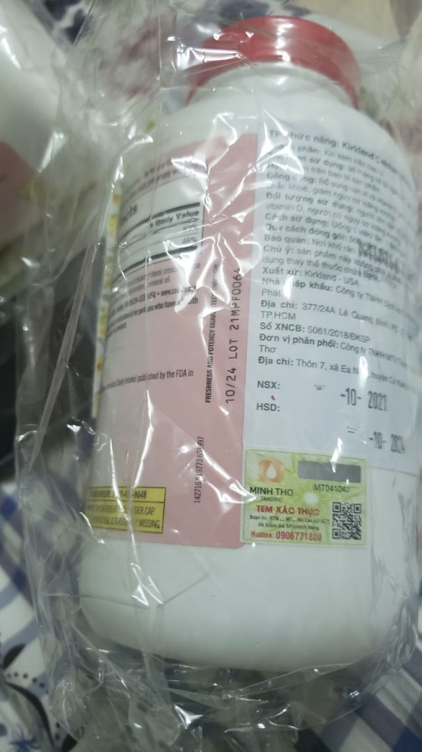 Giao rất nhanh. Date xa. Đóng gói tốt, có tem xác thực.