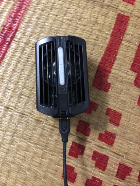 Đế kẹp chưa phù hợp so với model DL 05 , độ lạnh ổn