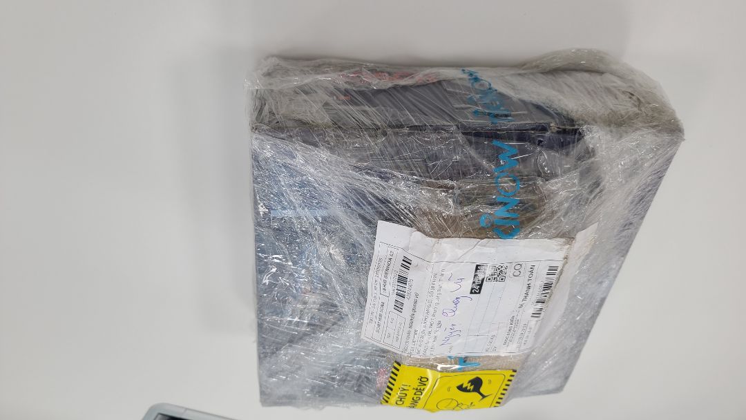 đóng gói quá tệ. móp, rách. Xứng đáng 1 sao Tiki Trading