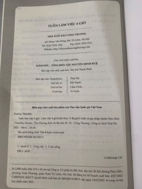 Sách giao đúng hẹn. Sách to, in đẹp. Nội dung chưa xem nên chưa thể đánh giá. Bìa sách bóng đẹp. Chữ to dễ đọc.