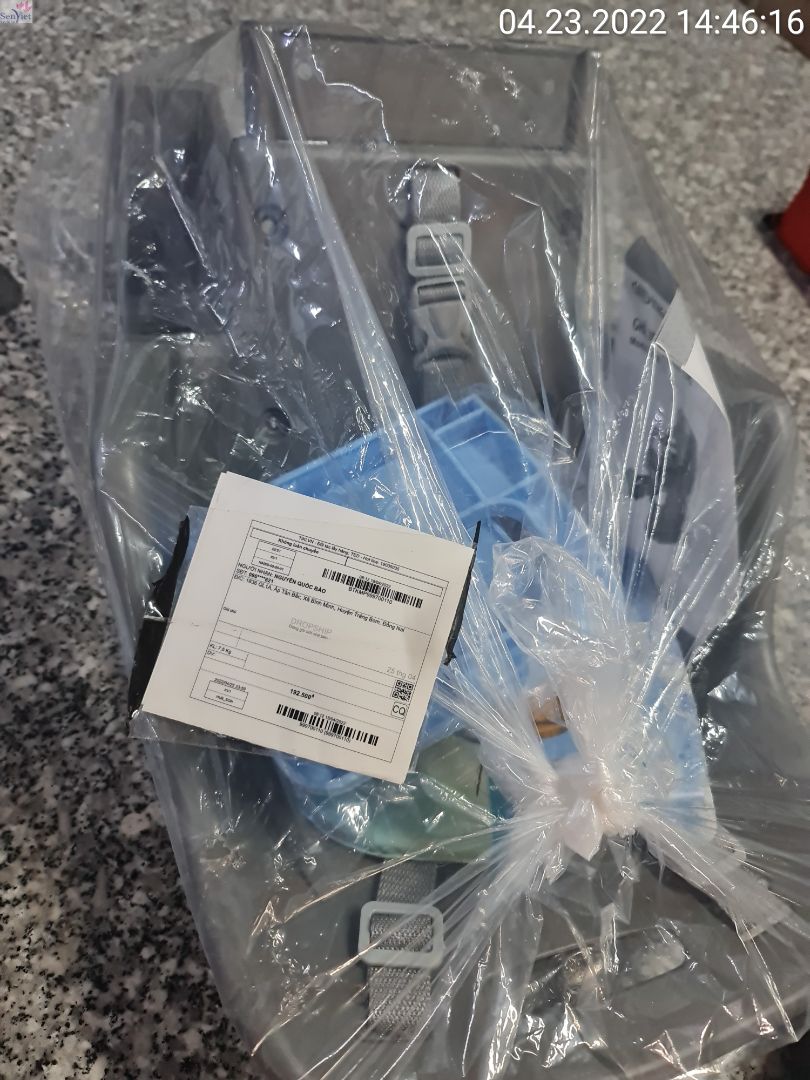 Hàng giao bị nứt (vỡ), đề nghị Tiki (NCC) đổi lạii