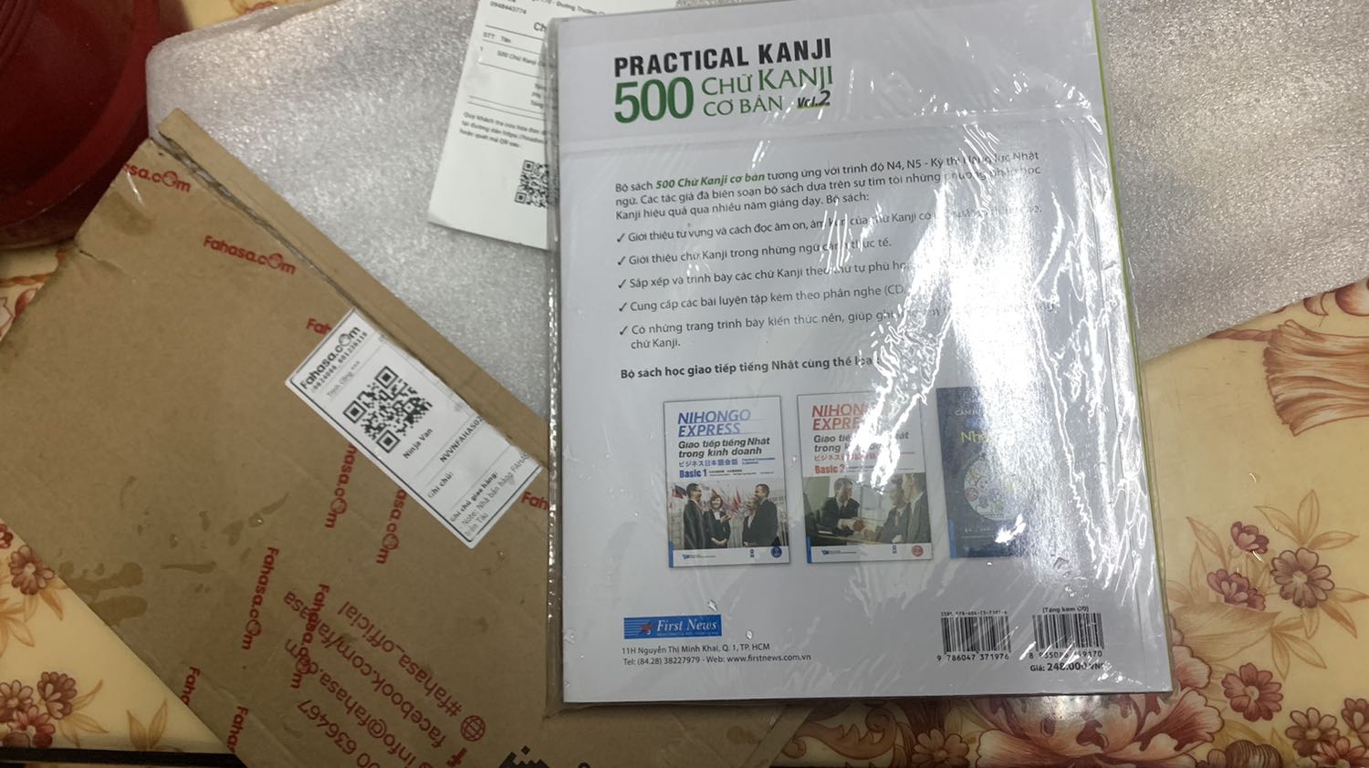 nội dung sách k giống như mình mong đợi lắm nên chỉ cho 4* thôi