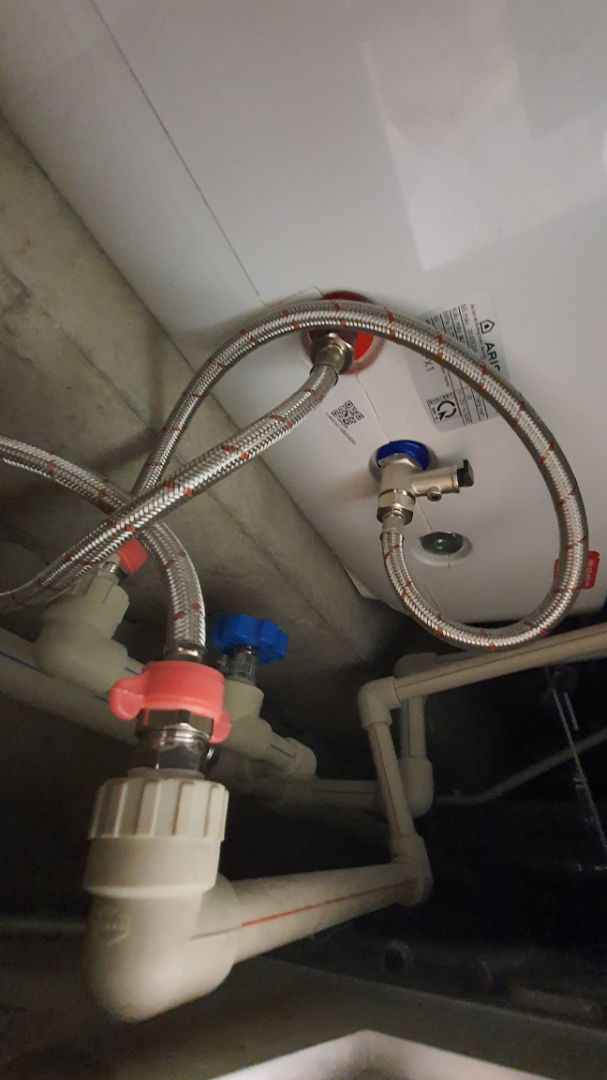 Giao hàng nhanh, đúng hẹn, tuy nhiên BP lắp đặt đến hơi muộn 2-3 tiếng.
Máy hoạt động tốt sau khi lắp đặt hoàn thiện, hi vọng bền bỉ lâu dài ^^