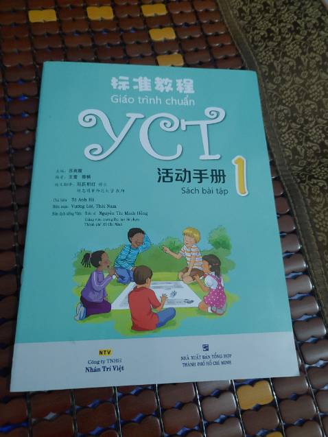 Sách mới, đẹp. Người lớn tập làm quen cũng được. Nhưng phải học đi đôi với quyển giáo trình.
Ship siêu nhanh