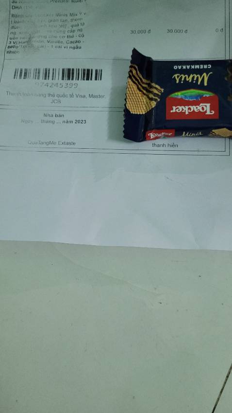 Không tin được đây là phần quà tặng bánh trị giá 30.000đ.
Shop quá vô duyên, không tặng được thì đừng tặng mang tiếng quá.
Trong đơn hàng rõ ràng để là 1 phần quà tặng bánh xốp 800g/ túi 180 cái . Và thực tế nhận được là  cái.
*** đảo !!!!!! ..... tiki vui lòng giải quyết