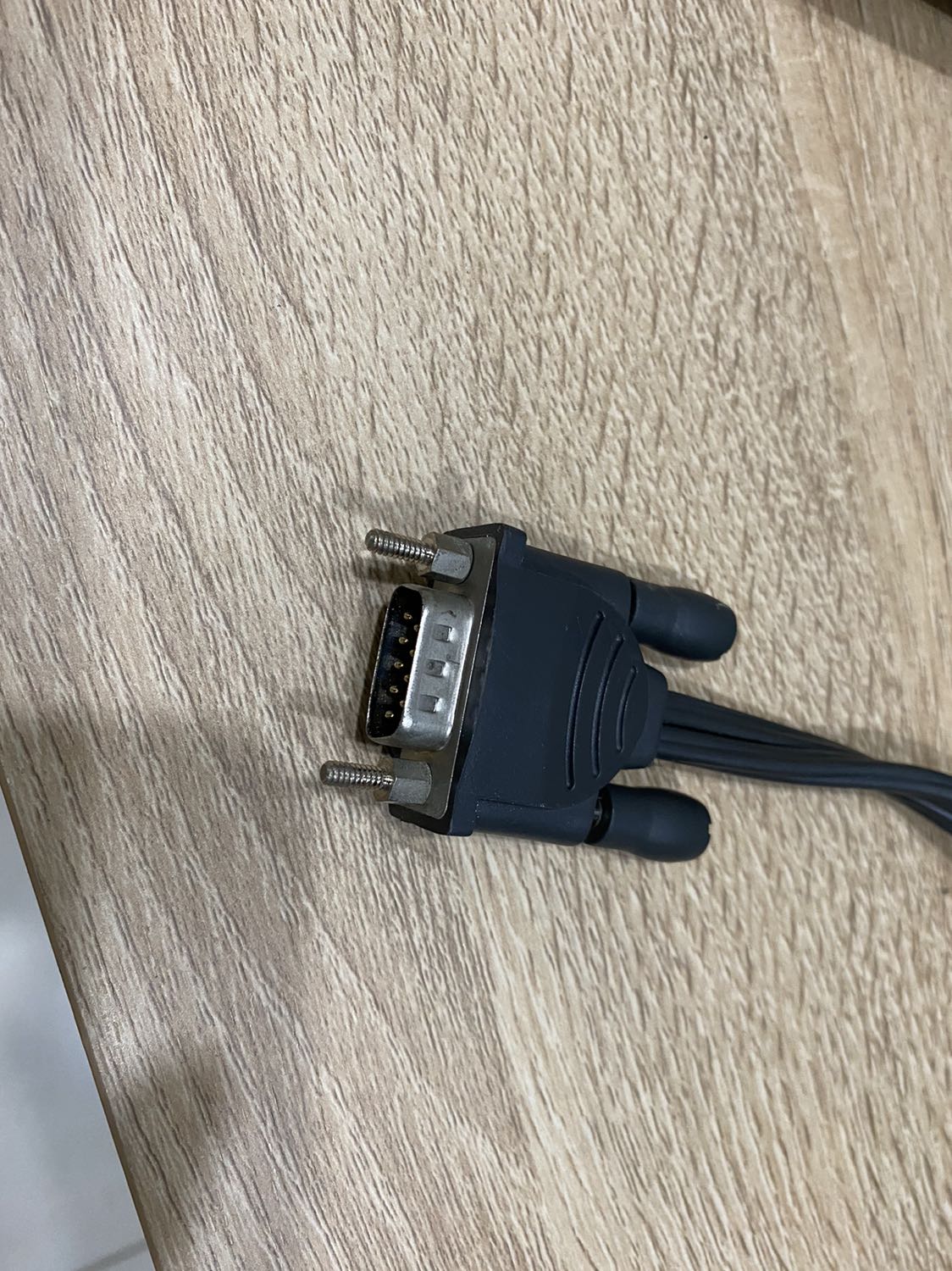 Mình không hài lòng sp này. Dây cáp dường như không có khả năng cố định vào tiki hay amply được, đụng nhẹ là rớt ra cộng với chất liệu làm ra dây khiến dây khá cứng càng rất khó cố định. Đánh giá 2 sao chứ ko phải 4 sao. Mình không hài lòng sp này. Dây cáp dường như không có khả năng cố định vào tiki hay amply được, đụng nhẹ là rớt ra cộng với chất liệu làm ra dây khiến dây khá cứng càng rất khó cố định. Đánh giá 2 sao chứ ko phải 4 sao.