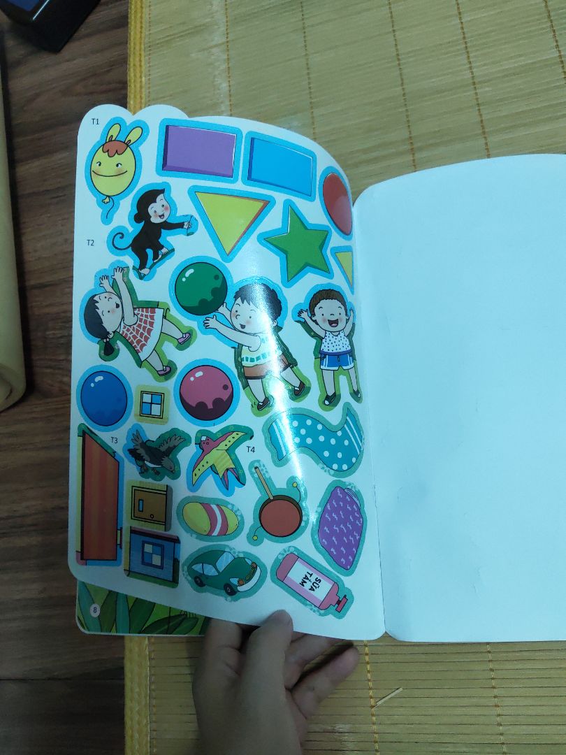 Giao hàng nhanh, sách mới đẹp, nội dung thú vị