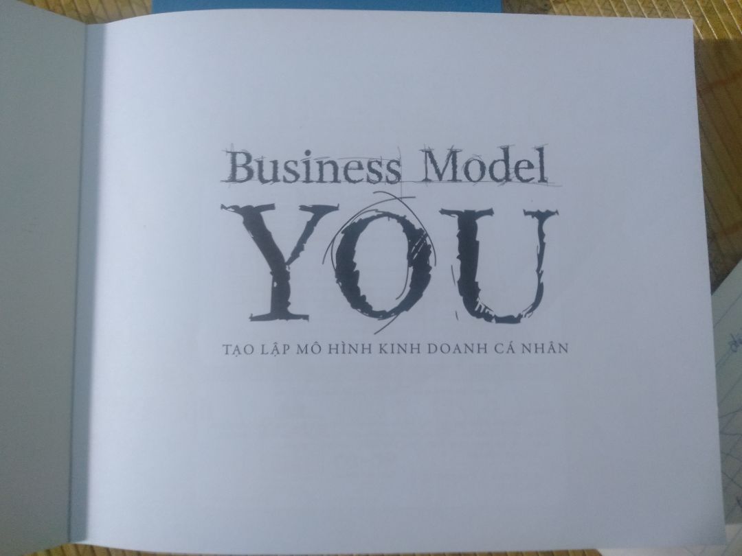 Sách rất hay, nhưng vì là sách nước ngoài nên vẫn có cảm giác khá là khô khan. Tuy nhiên bề mặt kiến thức mang lại, đây là một cuốn sách rất ổn