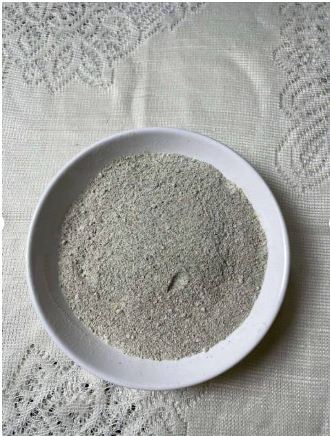 Nhỏ mà có võ nha . Xay thành bột mịn luôn . shop giao hàng thì siêu nhanh , đặt trưa nay mà sáng hôm sau nhận dc luôn . vote 5 sao nhóe ❤